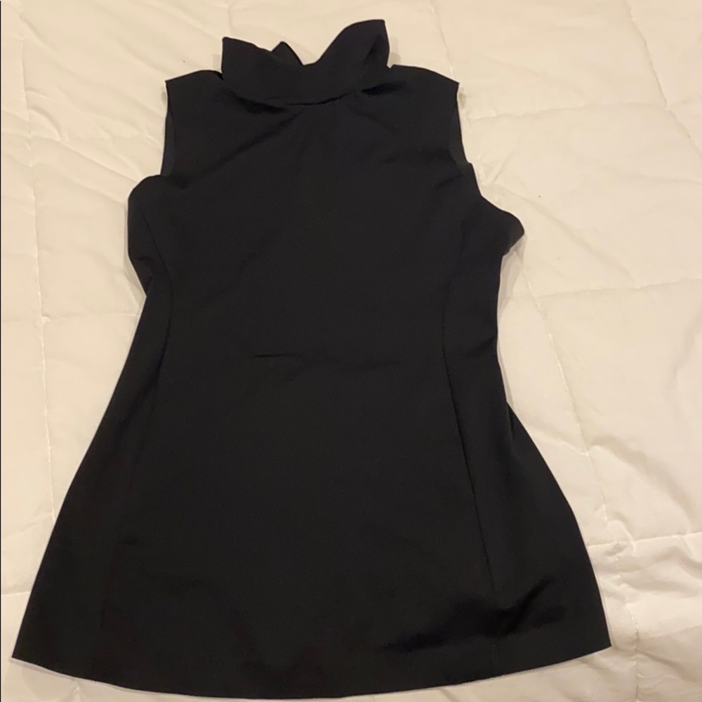 Beautiful fitting polyester Top